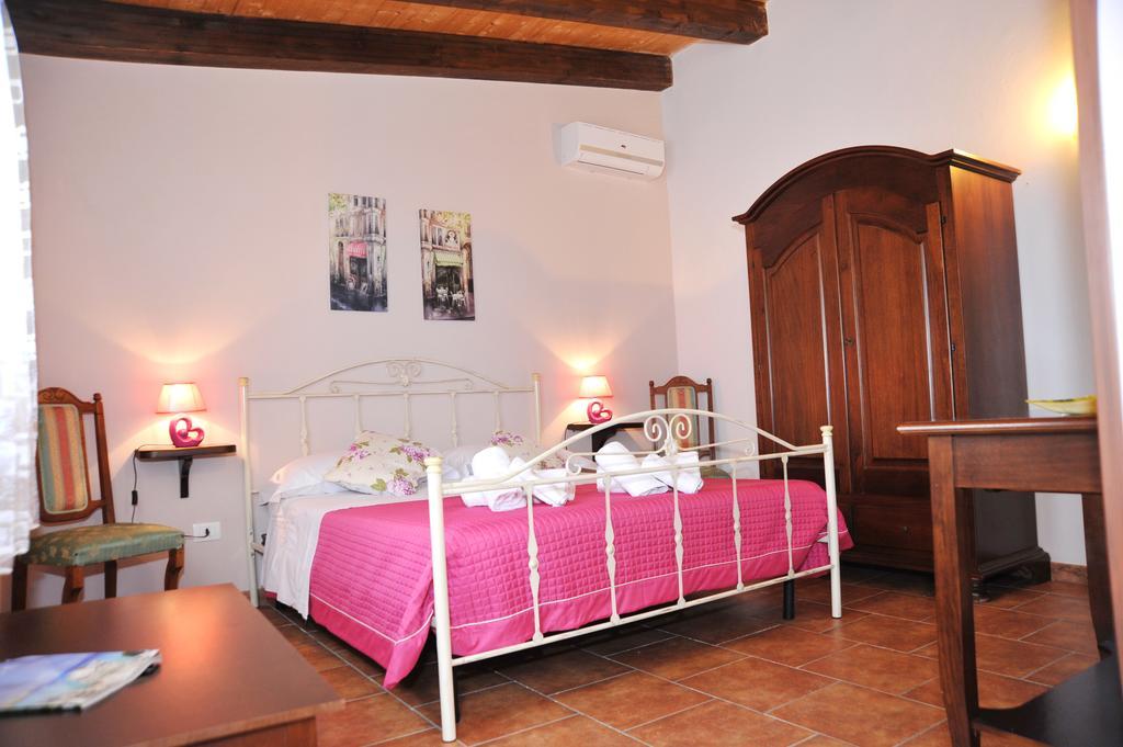 Locanda Rurale Santa Marta Avola Exterior photo